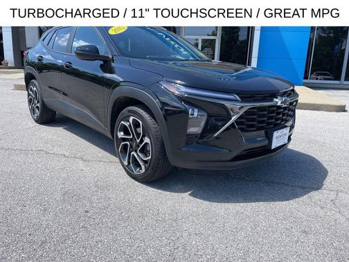 Mosaic Black Metallic 2025 Chevrolet Trax FWD 2RS