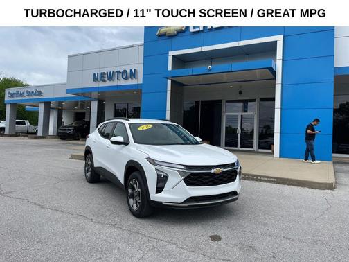 Summit White 2026 Chevrolet Trax LT