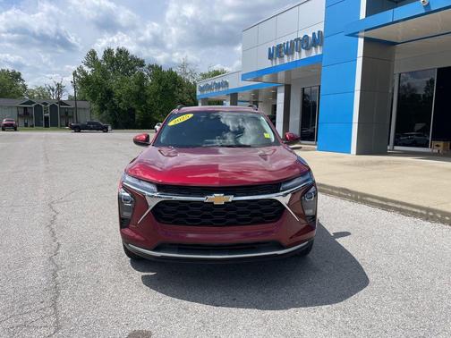 Crimson Metallic 2025 Chevrolet Trax LT