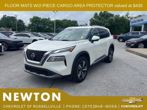 Pearl White Tricoat 2023 Nissan Rogue SL
