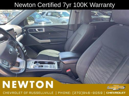 AGATE BLACK METALLIC 2021 Ford Explorer XLT