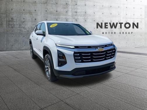 Summit White 2025 Chevrolet Equinox 1LT