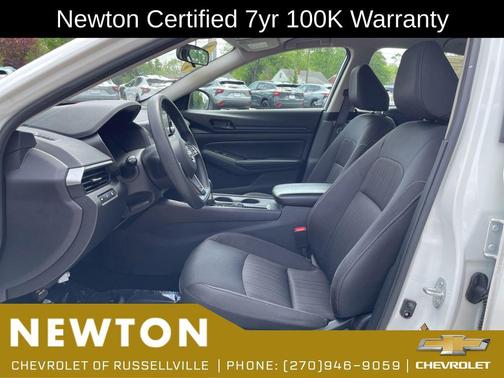 Glacier White 2024 Nissan Altima S FWD