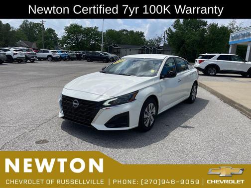 Glacier White 2024 Nissan Altima S FWD