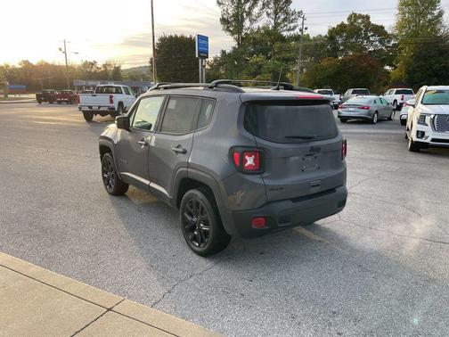 2023 Jeep Renegade Altitude