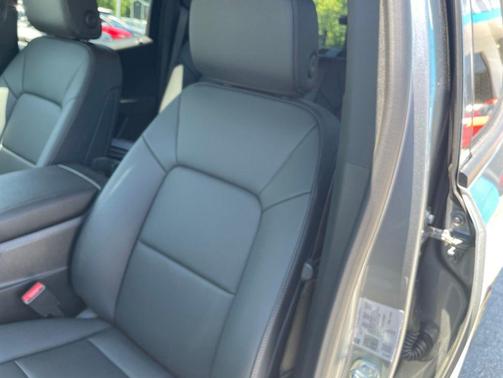 Sterling Gray Metallic 2026 Chevrolet Colorado LT