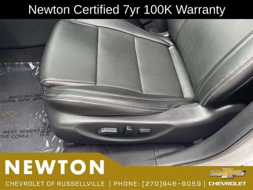Brilliant Silver Metallic 2022 Nissan Maxima SV Xtronic CVT