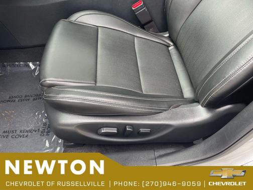 Brilliant Silver Metallic 2022 Nissan Maxima SV Xtronic CVT