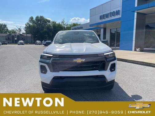 Summit White 2023 Chevrolet Colorado LT