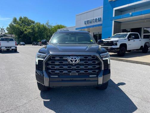 Midnight Black Metallic 2022 Toyota Tundra Platinum
