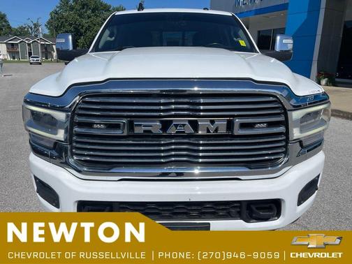 Bright White Clearcoat 2023 RAM 2500 Laramie Crew Cab 4x4 6'4' Box