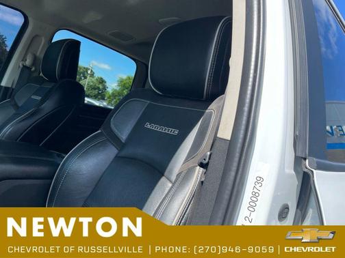 Bright White Clearcoat 2023 RAM 2500 Laramie Crew Cab 4x4 6'4' Box