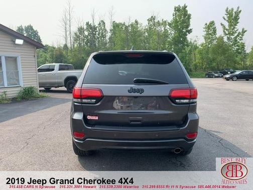 2019 Jeep Grand Cherokee Laredo