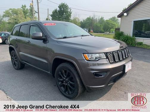 2019 Jeep Grand Cherokee Laredo