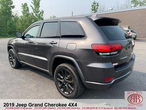 2019 Jeep Grand Cherokee Laredo