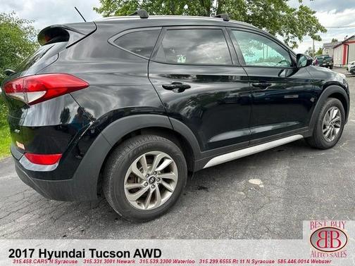 2017 Hyundai TUCSON SE