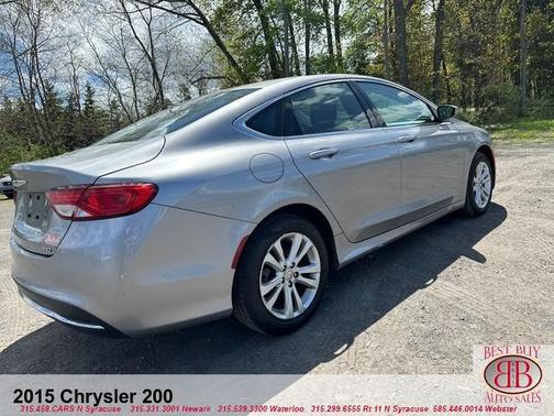 2015 Chrysler 200 Limited
