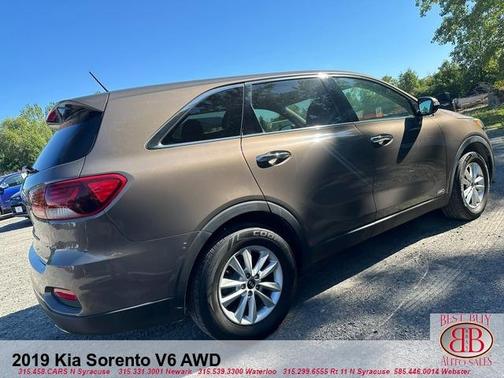 2019 Kia Sorento LX V6