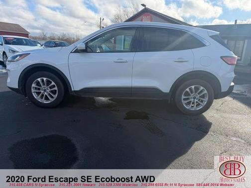 2020 Ford Escape SE