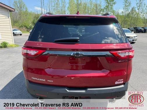 Red 2019 Chevrolet Traverse RS