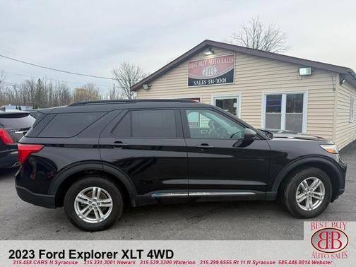 Black 2023 Ford Explorer XLT