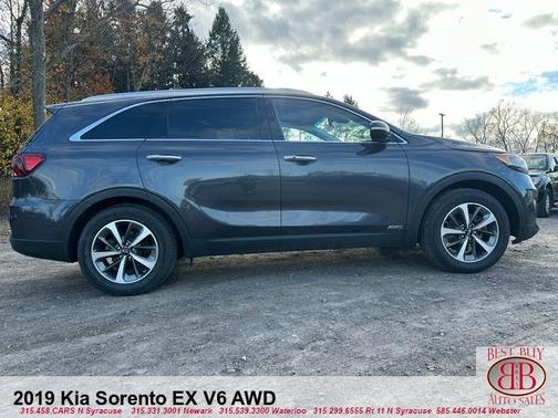 2019 Kia Sorento EX V6