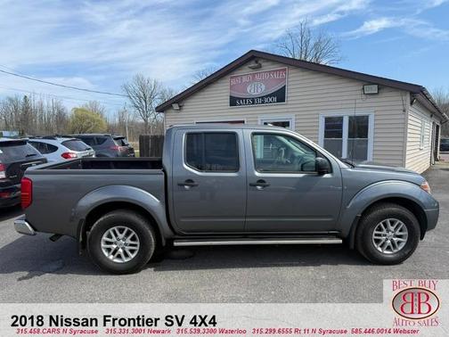 Gun Metallic 2018 Nissan Frontier SV