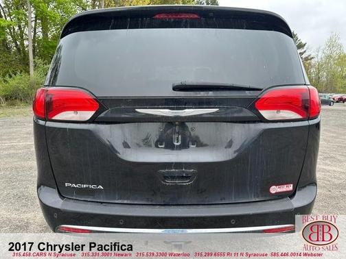 2017 Chrysler Pacifica Touring-L