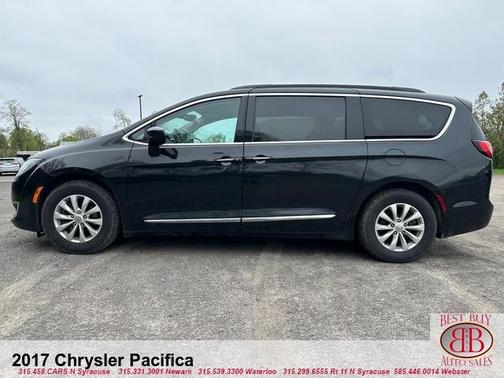 2017 Chrysler Pacifica Touring-L