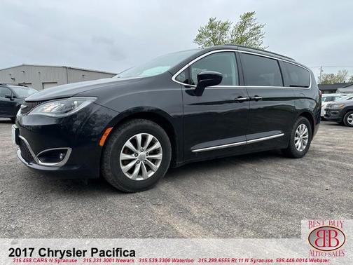 2017 Chrysler Pacifica Touring-L