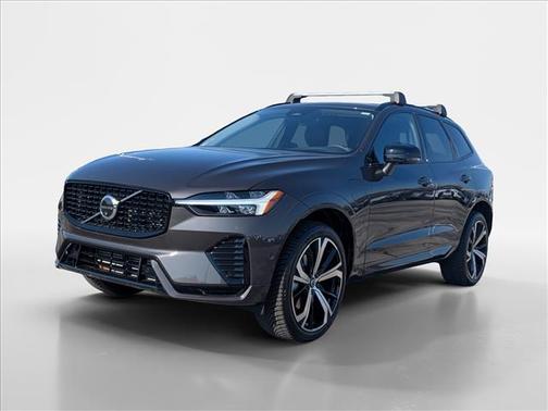 2023 Volvo XC60 Recharge Plug-In Hybrid T8 Ultimate Dark Theme