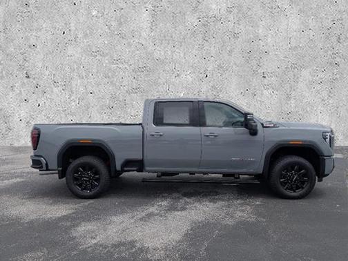 2025 GMC Sierra 2500 AT4