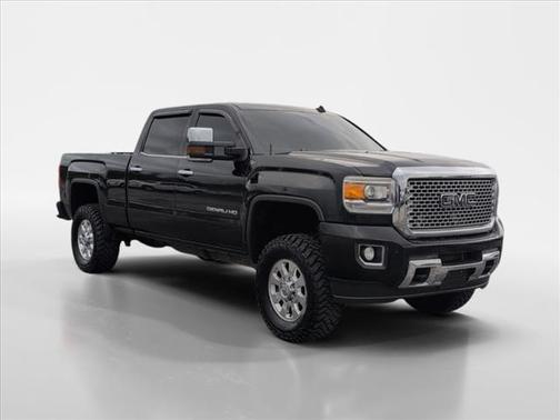 2015 GMC Sierra 2500 Denali