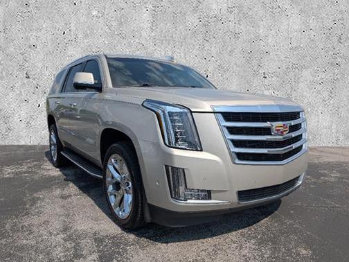 2017 Cadillac Escalade Luxury