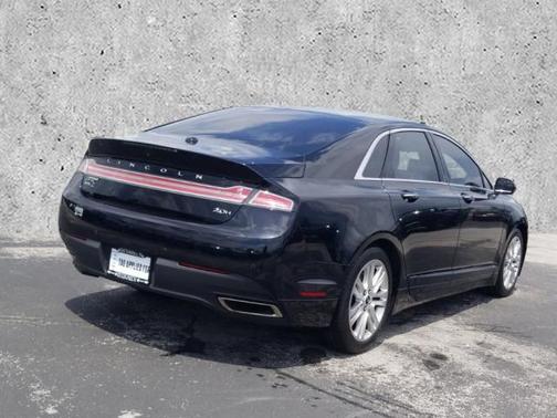 2016 Lincoln MKZ Base