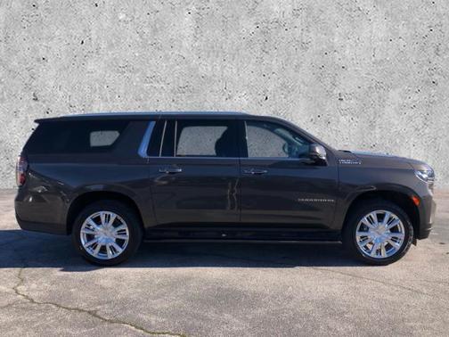 2021 Chevrolet Suburban High Country