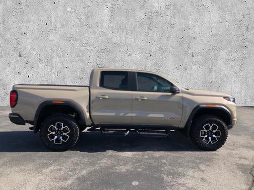 2024 GMC Canyon AT4X