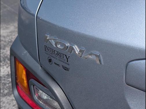 2021 Hyundai KONA SEL Plus
