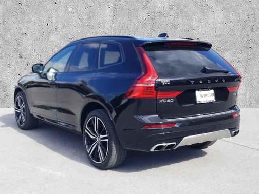 2021 Volvo XC60 T5 R-Design