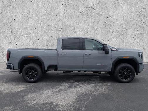 2025 GMC Sierra 2500 AT4