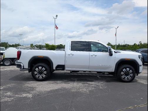 2025 GMC Sierra 2500 Denali