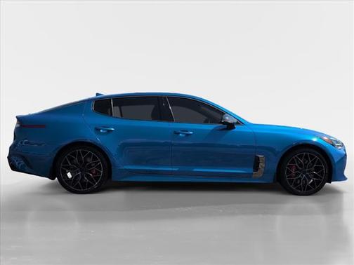 2022 Kia Stinger GT1