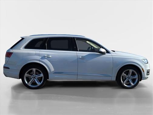 2019 Audi Q7 55 Prestige