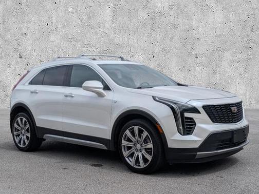 2020 Cadillac XT4 Premium Luxury