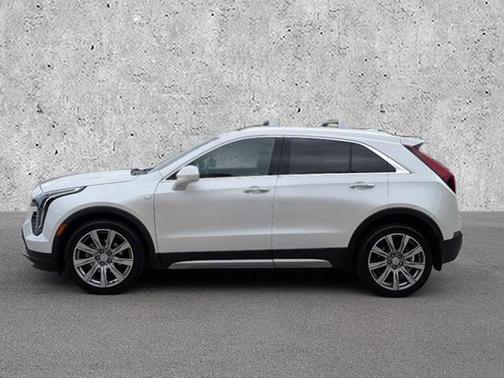 2020 Cadillac XT4 Premium Luxury