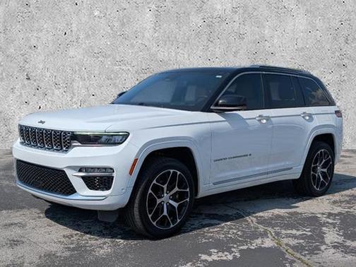 2023 Jeep Grand Cherokee Summit