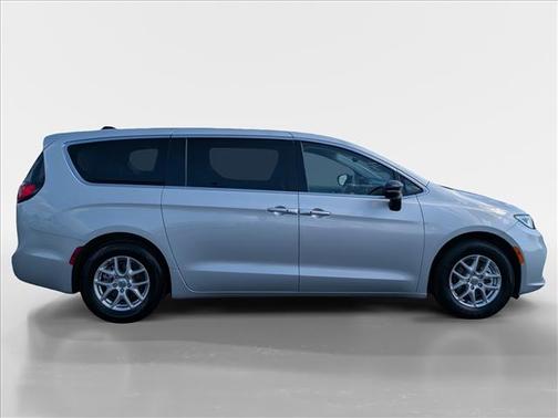 Silver Mist Clearcoat 2024 Chrysler Pacifica Touring L