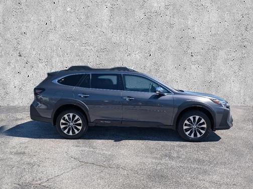 2023 Subaru Outback Touring