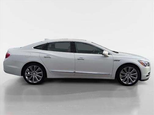 2017 Buick LaCrosse Essence