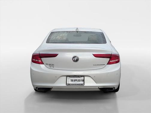 2017 Buick LaCrosse Essence